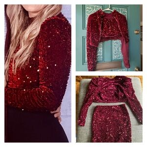 Small, bought at local boutique, so cute, outgrew the outfit, worn once